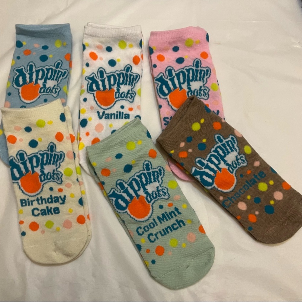3/$18.00 Dippin' Dots Ladies 6PK No Show Socks - White with Colorful Dots - Picture 2 of 14